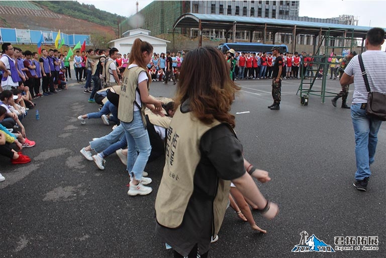 眾匯信國防園趣味運(yùn)動會